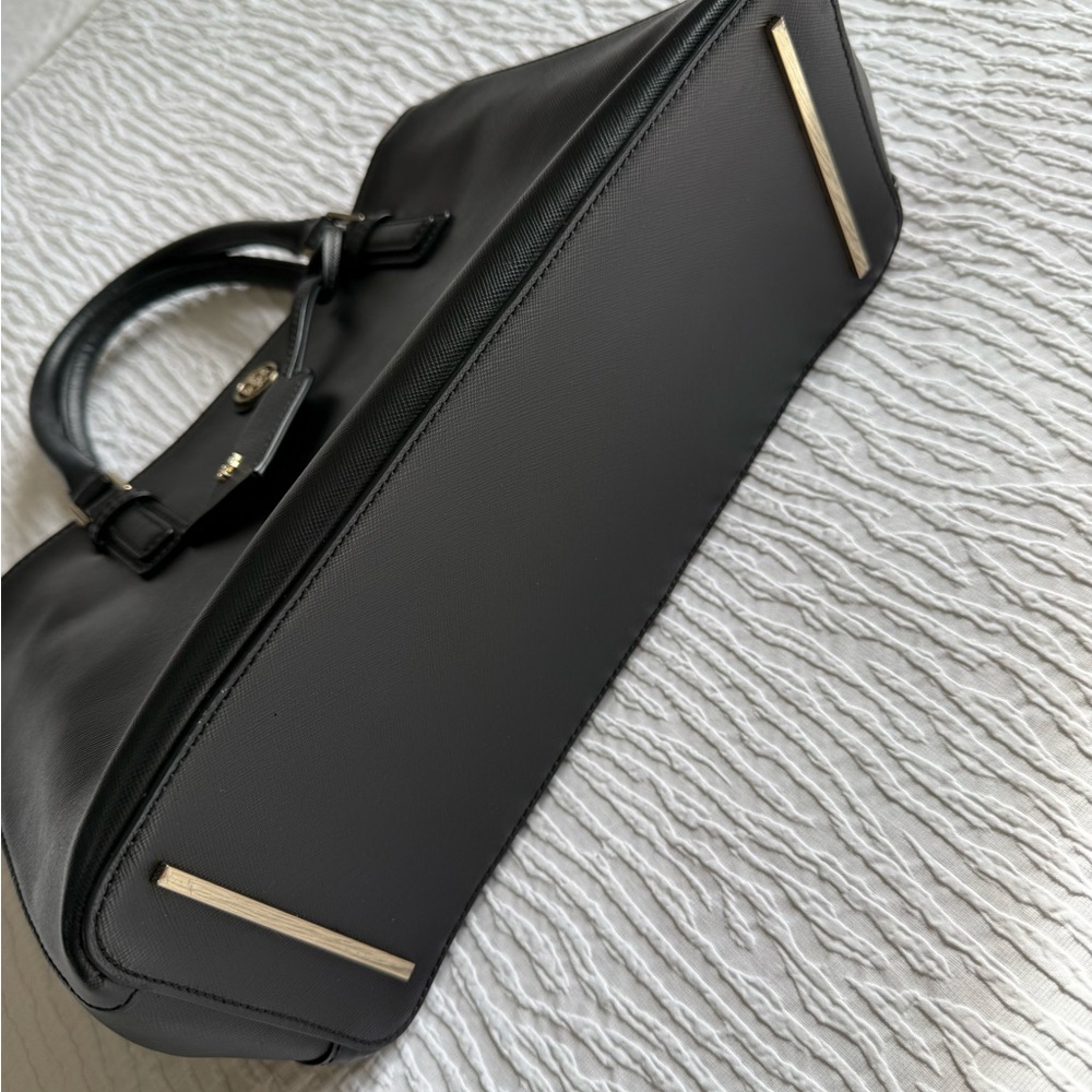 Authentic Tory Burch Black Leather Tote with Gold Logo - Picture 5 of 11